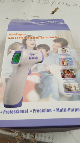 Fig 1: Imagen del envase y del producto  “Non-Contact Infrared Thermometer”