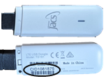 Fig. 3 Imágenes de la parte frontal/parte posterior del adaptador para línea móvil 4G LATITUDE MIMIC; la etiqueta del CID incluye el número de serie