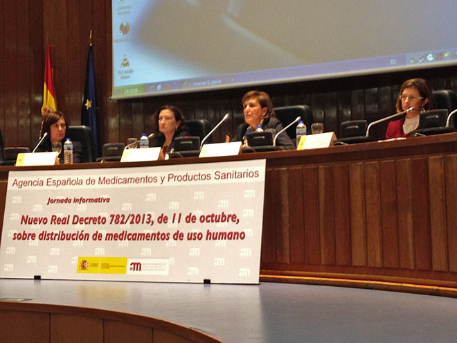 Representantes de la Jornada informativa sobre el nuevo Real Decreto 782/2013